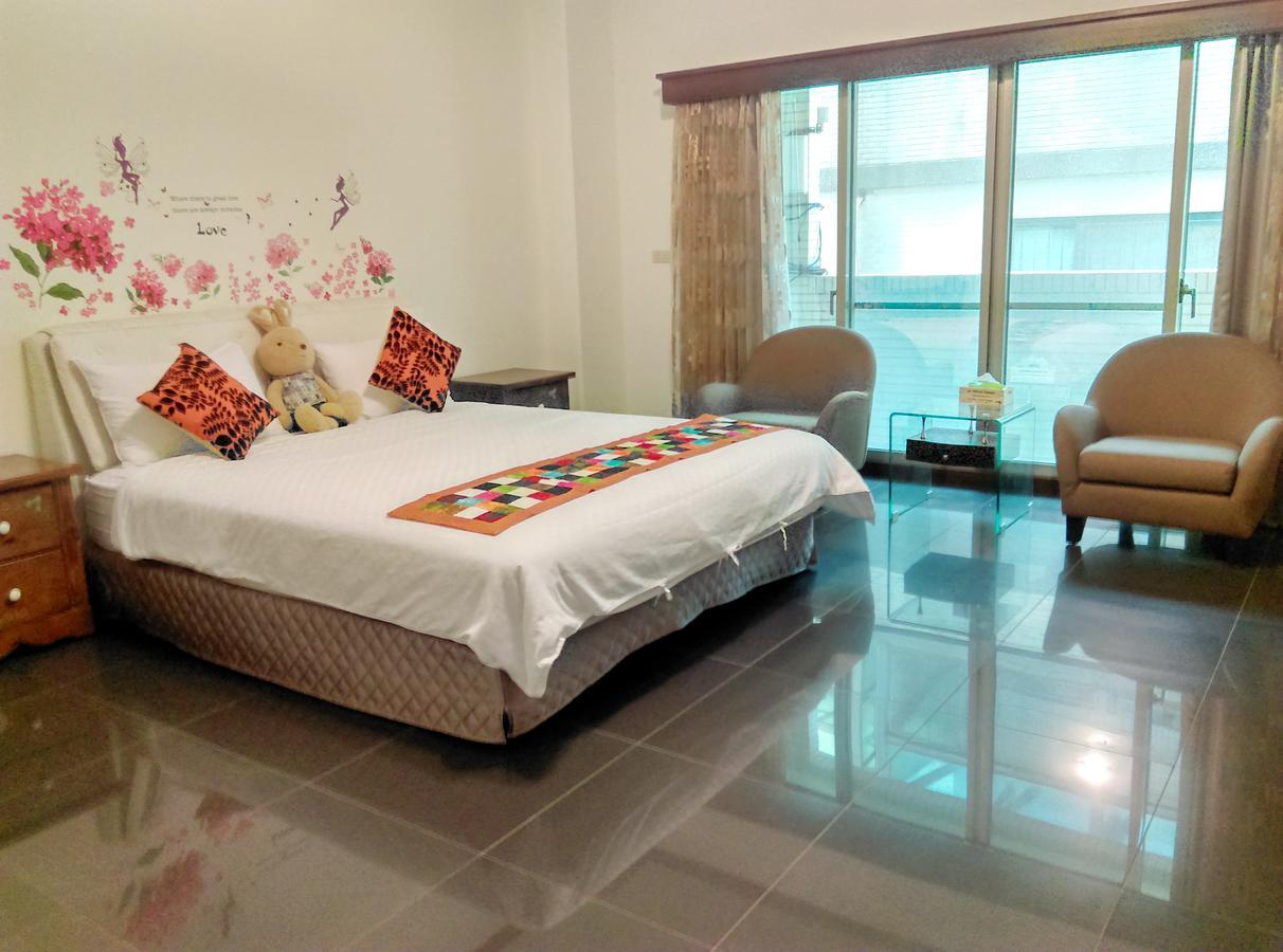 Tainan Yi Home Exterior photo